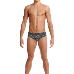 TRAINING SWIMWEAR Funky Trunks Mens Classic Briefs - Black Widow